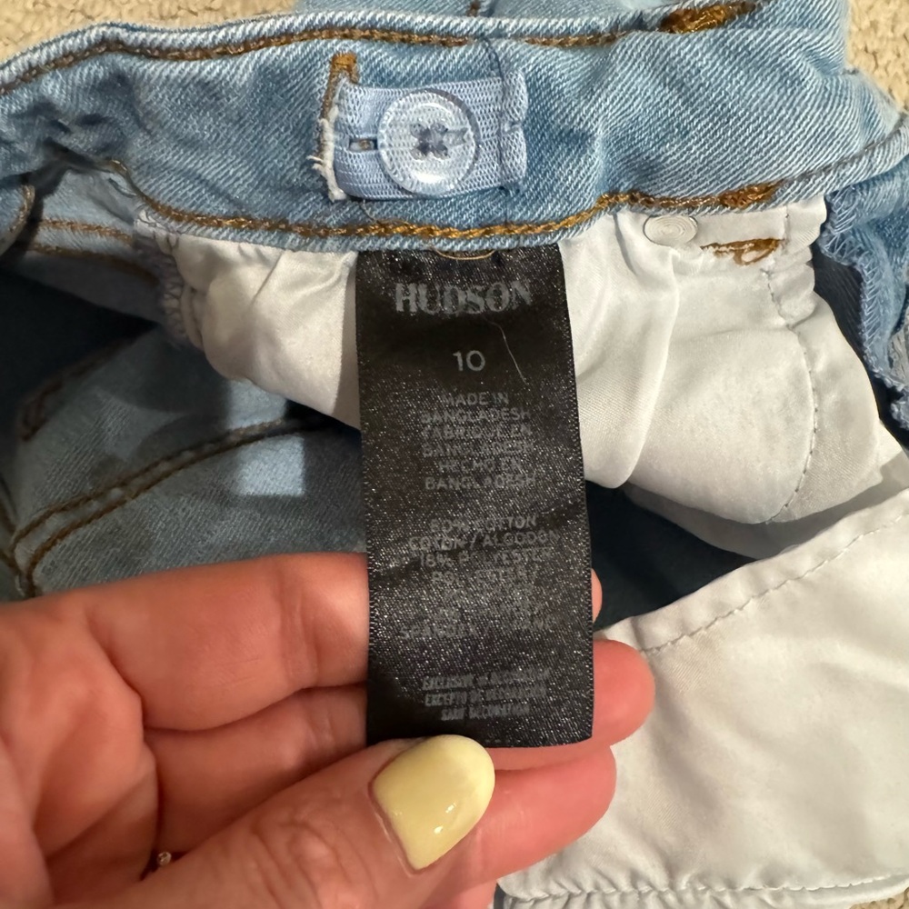 Hudson Sz 10 Girls Blue Denim Jean Shorts Mid Rise Short Adjustable Waist - Picture 4 of 4